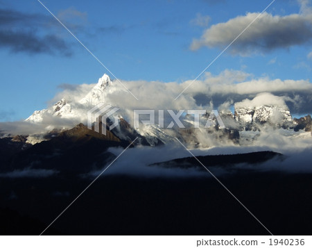 Umesato Snow Mountain 1940236