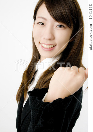 Guts的女性員工擺姿勢 Guts的女性員工擺姿勢 1941158