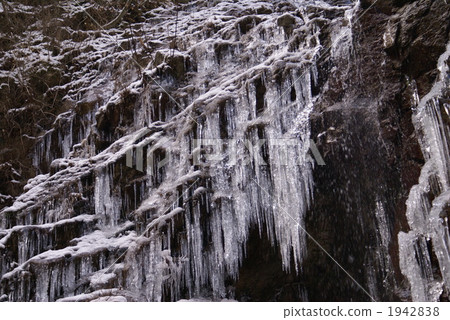 frozen waterfall, nature, natural 1942838