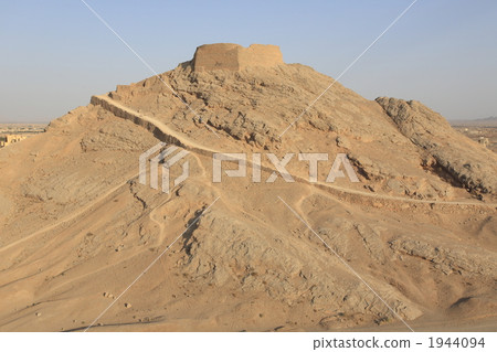 沉默的塔 沉默的塔 1944094