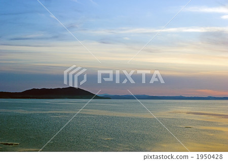 Evening scenery of Kimuaneppu Cape that you would like from Lake Saroma 1950428