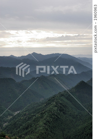 永恆的山脈 永恆的山脈 1960963