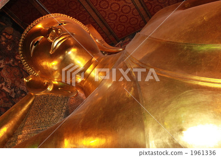 Buddha Buddha of Bangkok, Thailand "Wat Po" 1961336