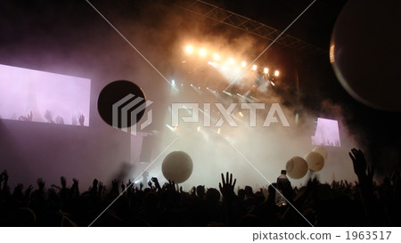 演唱會 直播 拿吧 1963517