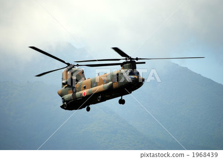 CH-47J Chinook 1968439