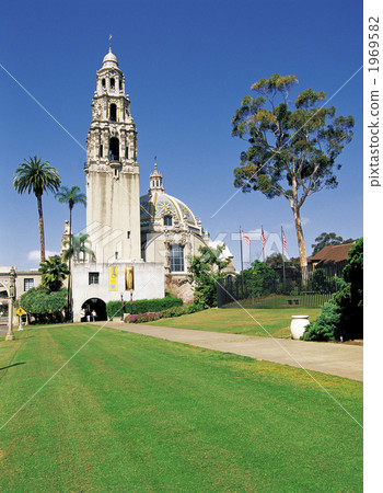 巴爾博亞公園的聖地亞哥人文博物館 1969582