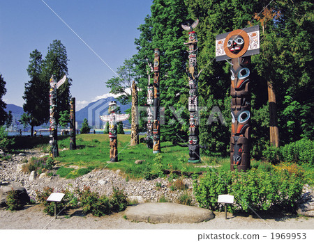 Stanley park totem pole Stanley park totem pole 1969953