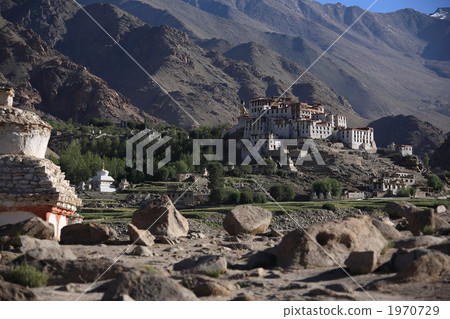 Riquiel monastery 1970729