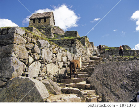 Machu Picchu ruins 1971373