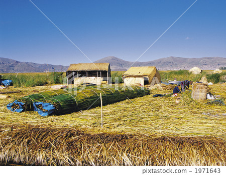 Uros Island of Titicaca Lake 1971643