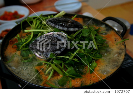 在濟州島（Hemultan）吃的新鮮鮑魚海鮮火鍋 1972707