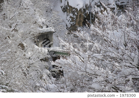 Snow deep Naruko gorge Snow deep Naruko gorge 1978300