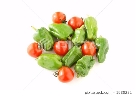 Green pepper and mini tomato Green pepper and mini tomato 1980221