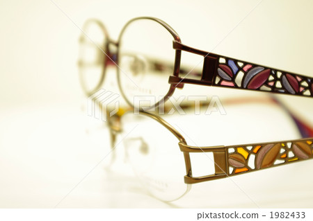 像彩色玻璃的眼鏡 1982433