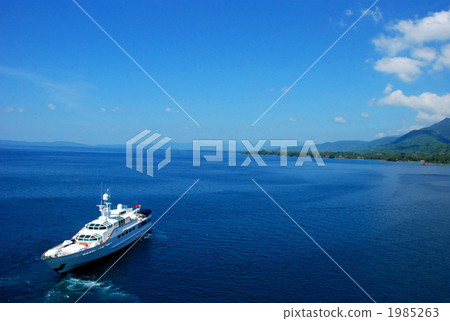 Oceania's sea 1985263