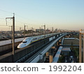 E4 series 1992204