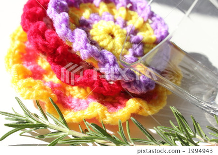 Acrylic scourer 1994943