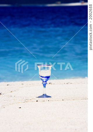 Ryukyus glass and sea Ryukyus glass and sea 2002688