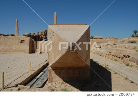 Queen Hatshepsut's obelisk tip Queen Hatshepsut's obelisk tip 2009784