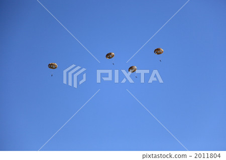 parachute, descending, descent 2011804