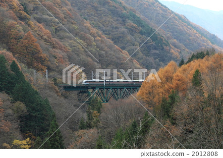 Central Shimane Line near Sakugawa 2012808
