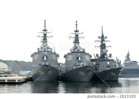 Yokosuka Velny Park is a treasure house of military ships 2013193