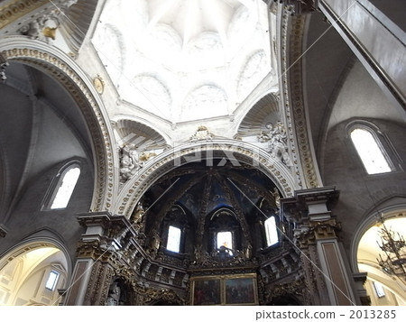 Inside the Cathedral / Cathedral Inside the Cathedral / Cathedral 2013285