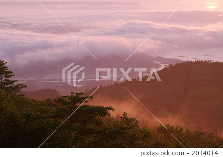 The sea of clouds 2014014