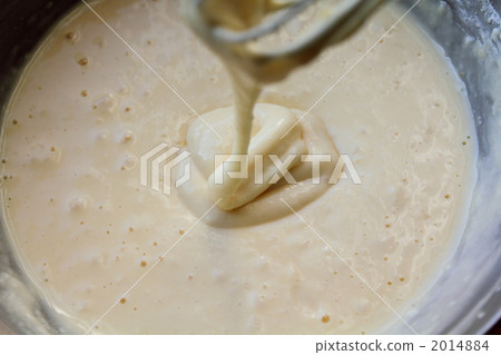 Making sweets 2014884