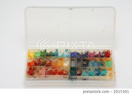 Palette with many colors Palette with many colors 2015301