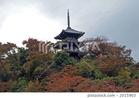 Sanrikuen的三重塔11月第2部分 2015903