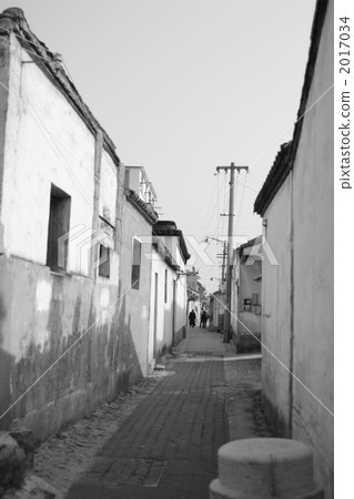 back street, path, lane 2017034