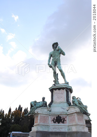 紀念碑 塑像 雕刻品 2018044