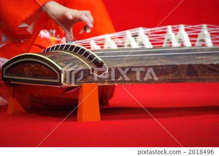 播放古箏 2018496