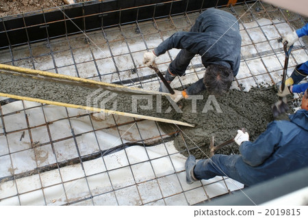 wet concrete, foundation work, gents 2019815