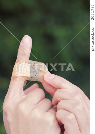 身體部位一名女性（手部傷害治療患者傷害治療傷處理划痕） 2021785