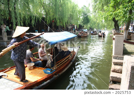 （中國）上海郊區水鄉周莊 2025753