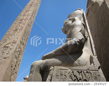 Ramesses II statue of the Luxor Temple 2034527