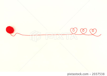 Red wool yarn (three hearts) Red wool yarn (three hearts) 2037538