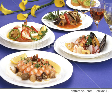 Shrimp course meal Shrimp course meal 2038312