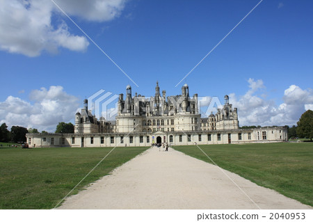 Chambord Castle where the King also stayed Chambord Castle where the King also stayed 2040953