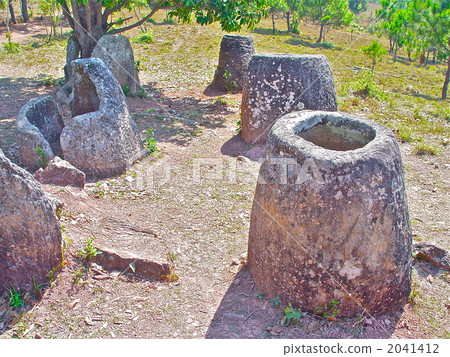 Jar平原的“Jar罐石組”（Sienkwan省/老撾） 2041412