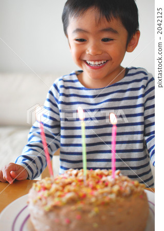 Cake and children Cake and children 2042125