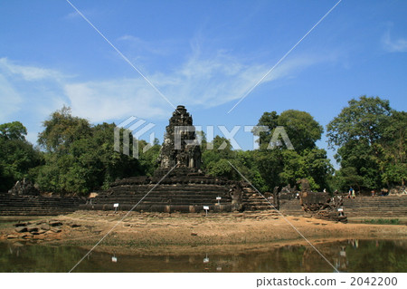 Neac Poain Neac Poain 2042200