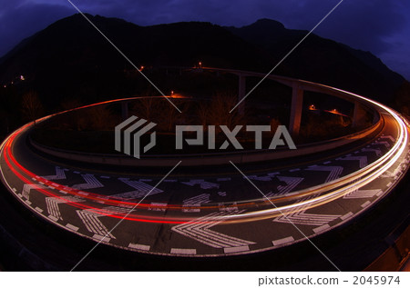 Raiden Trougi Bridge (Chichibu Loop Bridge) Raiden Trougi Bridge (Chichibu Loop Bridge) 2045974