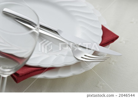 Table set image Table set image 2046544