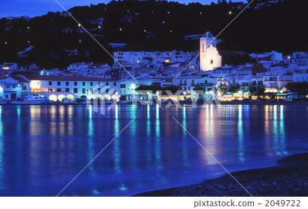 Night on the Mediterranean coast Night on the Mediterranean coast 2049722
