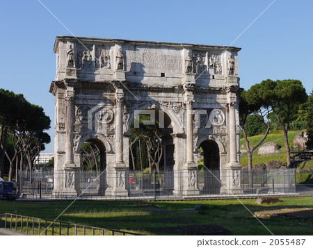 Arc de Triomphe of Constantine 2055487