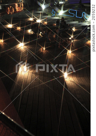 大碼頭的照明 2059232