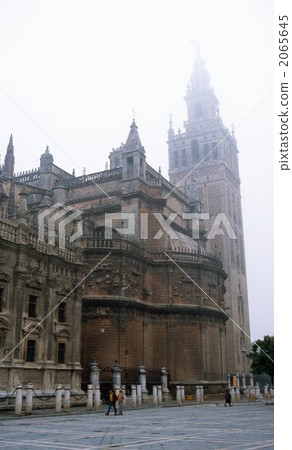 世界遺產大教堂教會塞維利亞和安大路西亞西班牙塞維利亞吉拉達Giralda塔 2065645